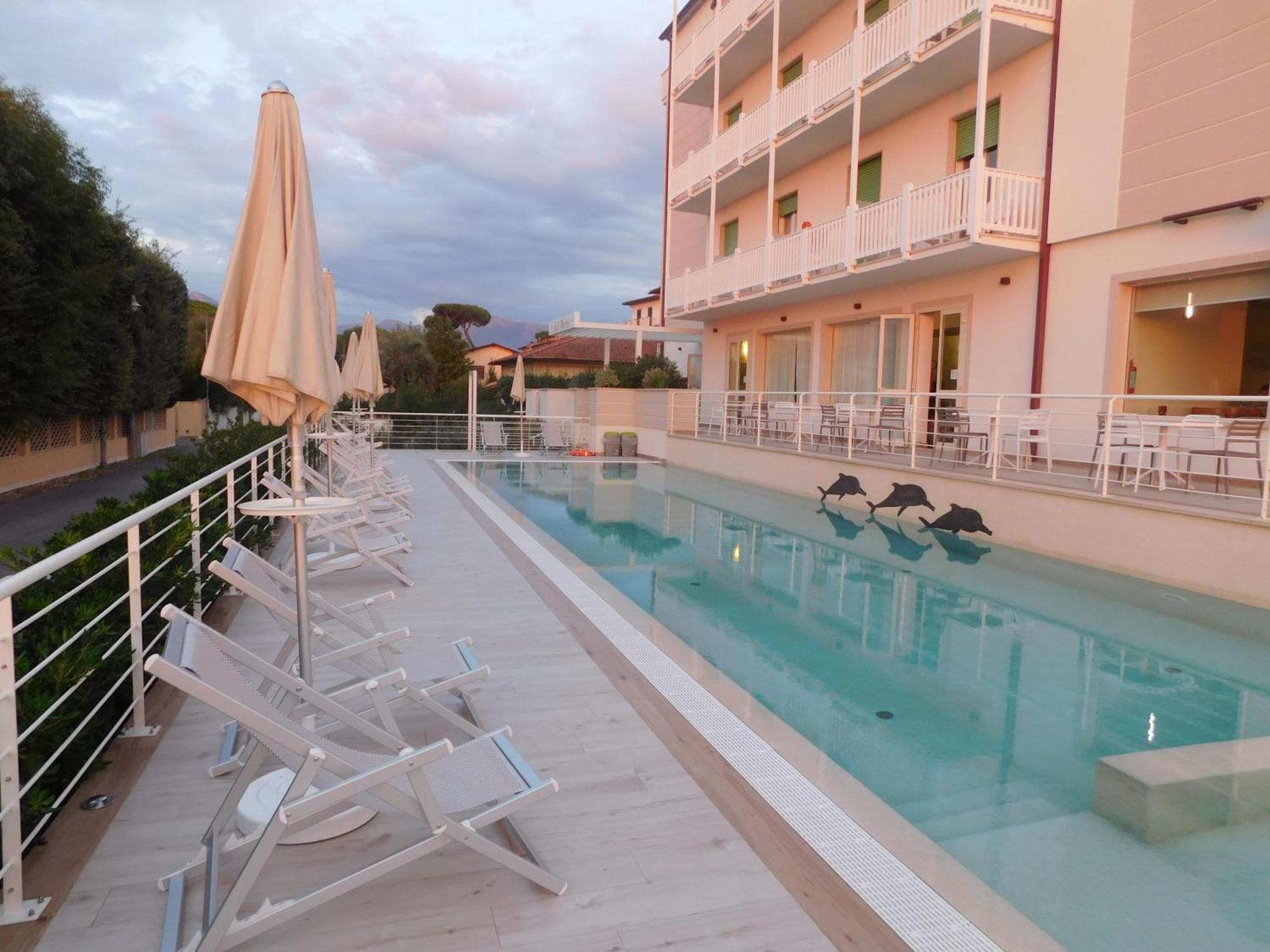 Hotel Oceano Marina di Pietrasanta Zewnętrze zdjęcie