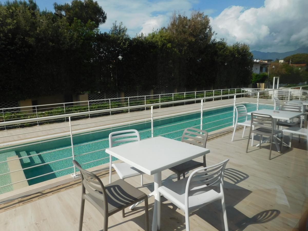 Hotel Oceano Marina di Pietrasanta Zewnętrze zdjęcie